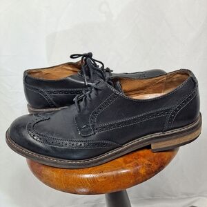 Vionic Black Bruno Wing Tip Shoes